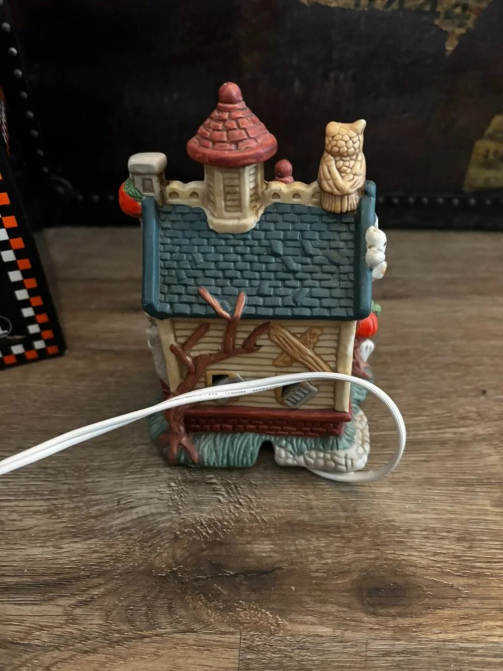 Lot 2 Spooky Hollow Halloween village light up house